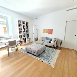 Moscova - Volta Charme Apartment Milan