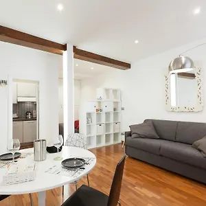 Urbana Lodge, Monti Rome