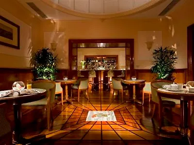 Hotel Orient Express La Minerva Rzym 5*,